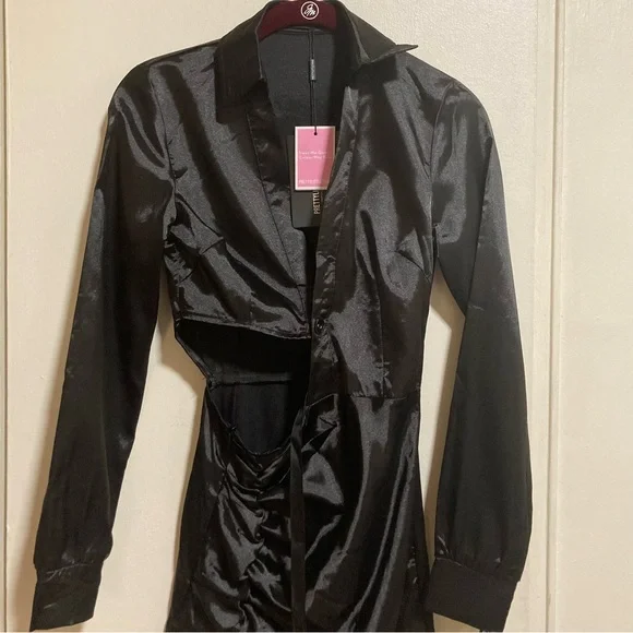 PrettyLittleThing | Dresses | Pretty Little Thing Nwt Black Satin Cut Out Ruched Dress Size | Poshmark PrettyLittleThing | Dresses | Pretty Little Thing Nwt Black Satin Cut Out Ruched Dress Size | Poshmark